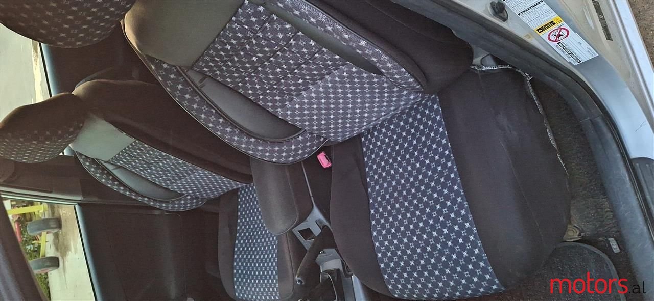 2007' Toyota RAV4 photo #6