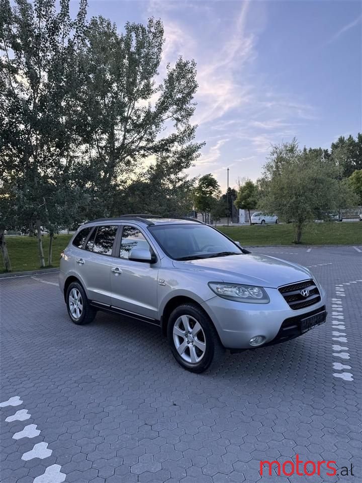 2008' Hyundai Santa Fe photo #2