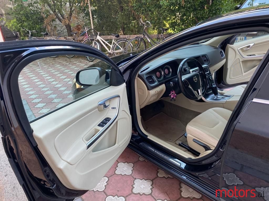 2012' Volvo V60 photo #4