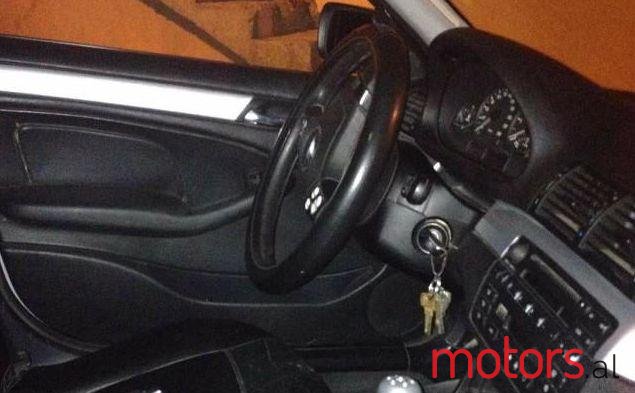 2000' BMW 320 photo #2