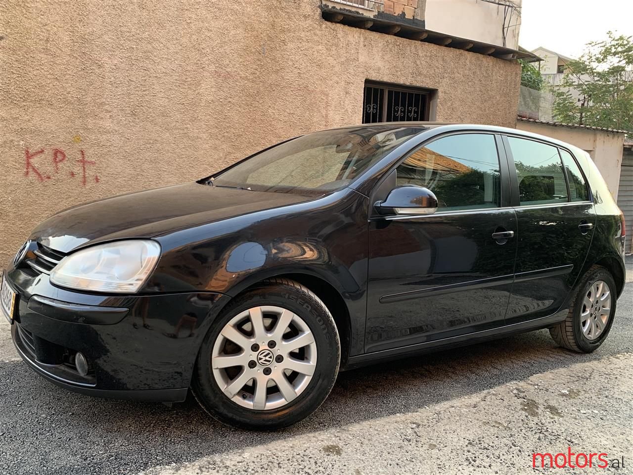 2005' Volkswagen Golf photo #4