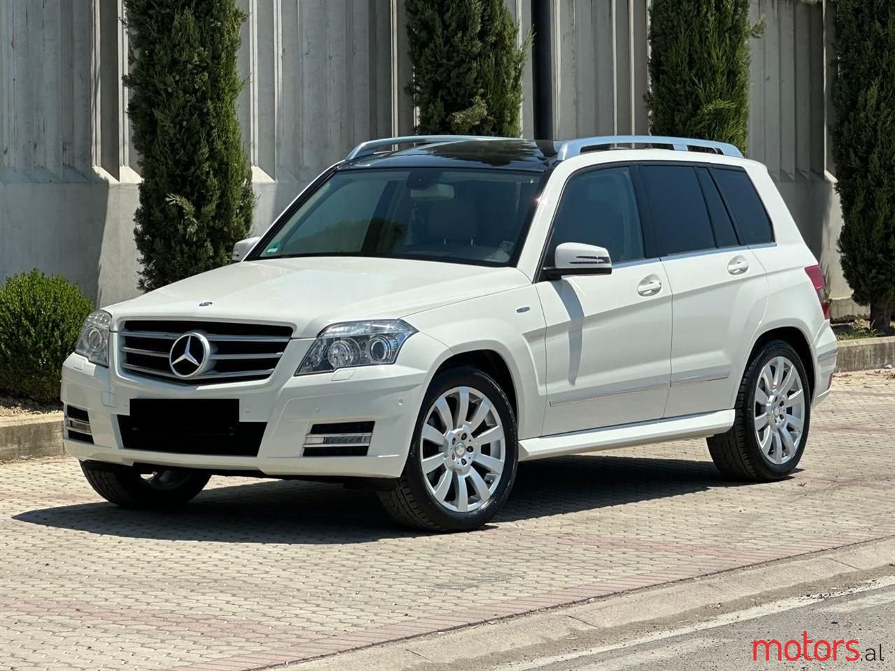2010' Mercedes-Benz GLK 220 photo #3