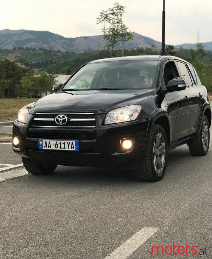 2010' Toyota RAV4 photo #1