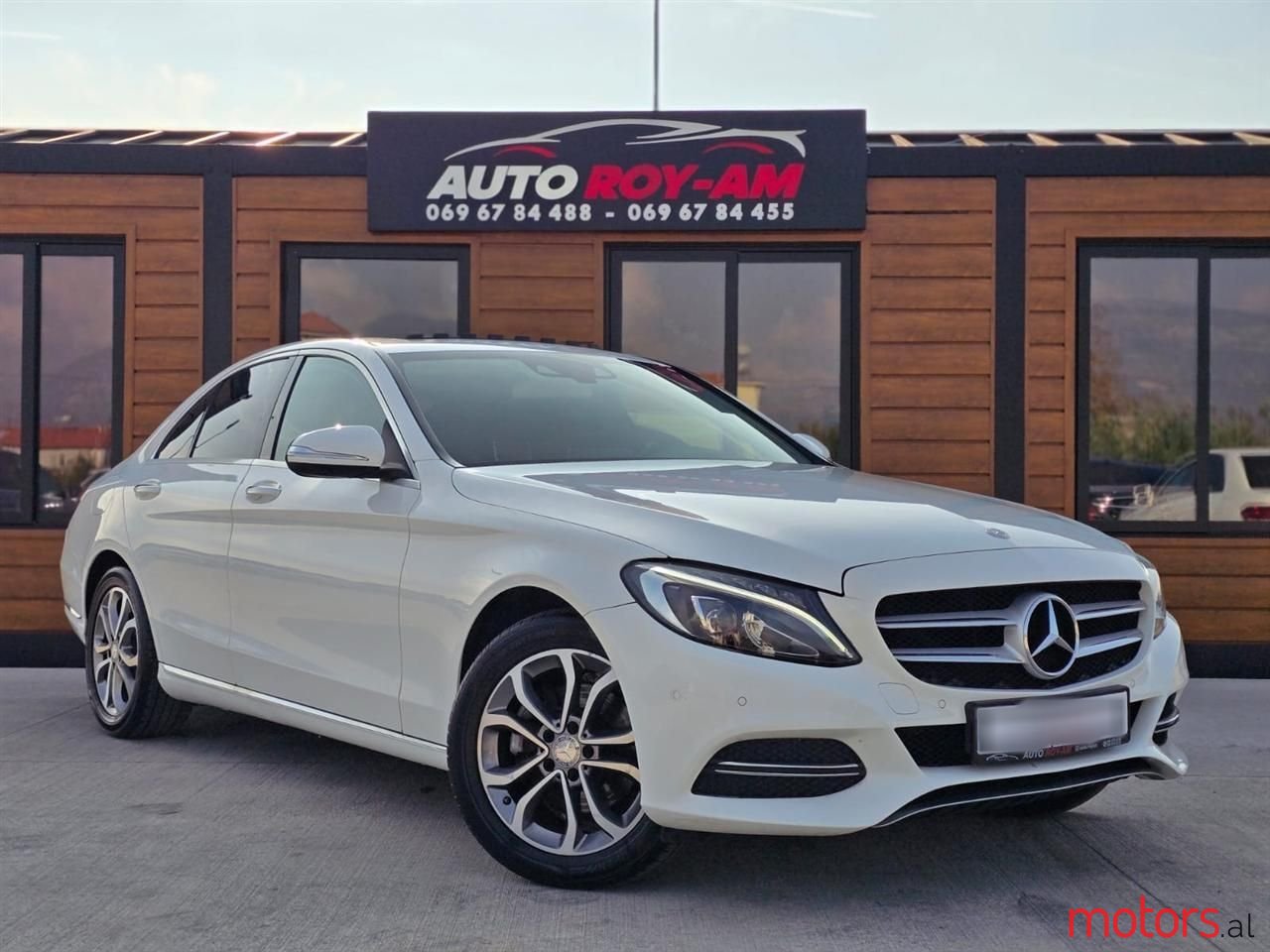 2015' Mercedes-Benz C 220 photo #2