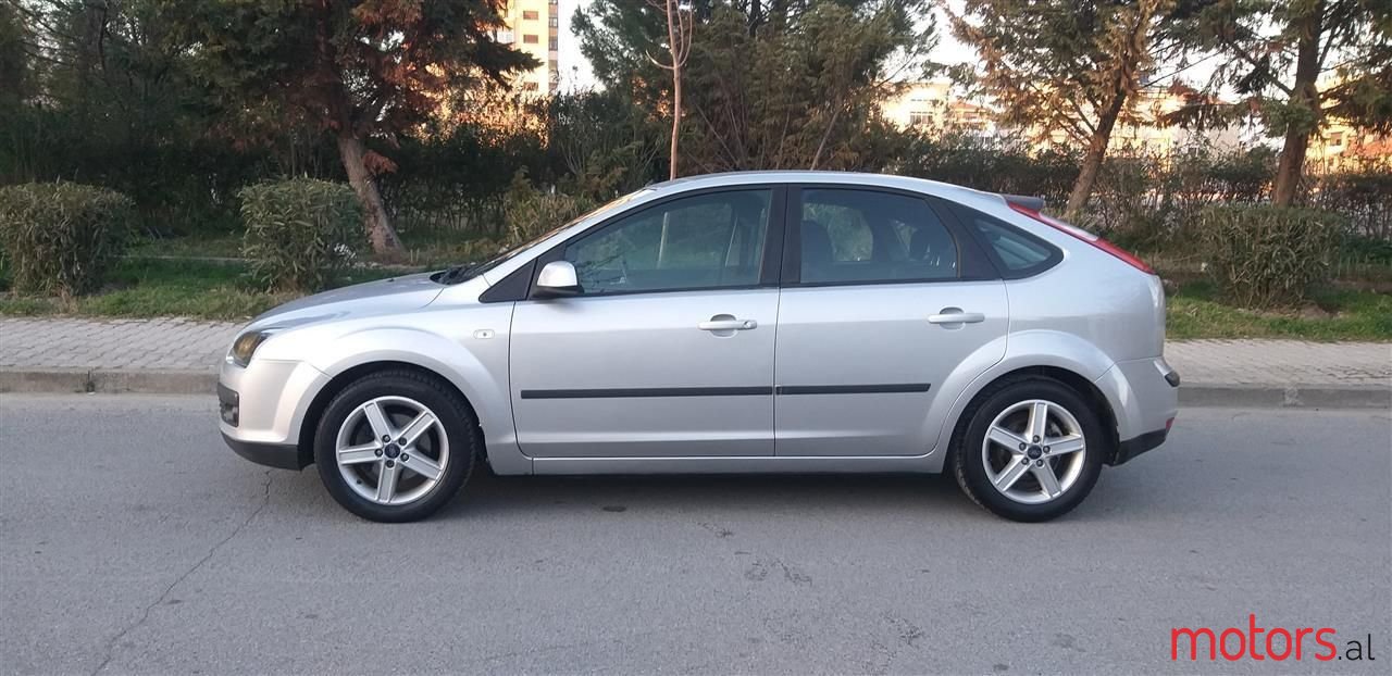 2006' Ford Focus photo #1