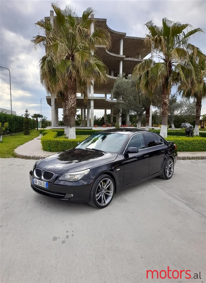 2009' BMW 530 photo #3