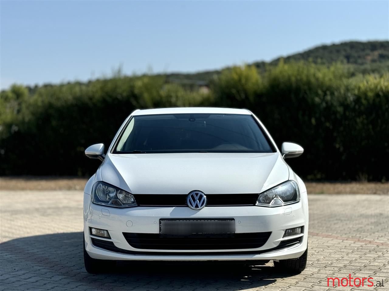 2014' Volkswagen Golf photo #1