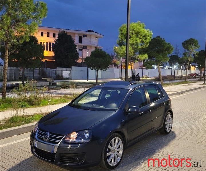 2008' Volkswagen Golf photo #1