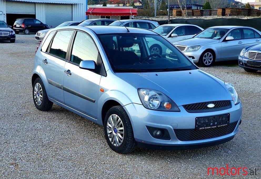 2007' Ford Fiesta photo #1