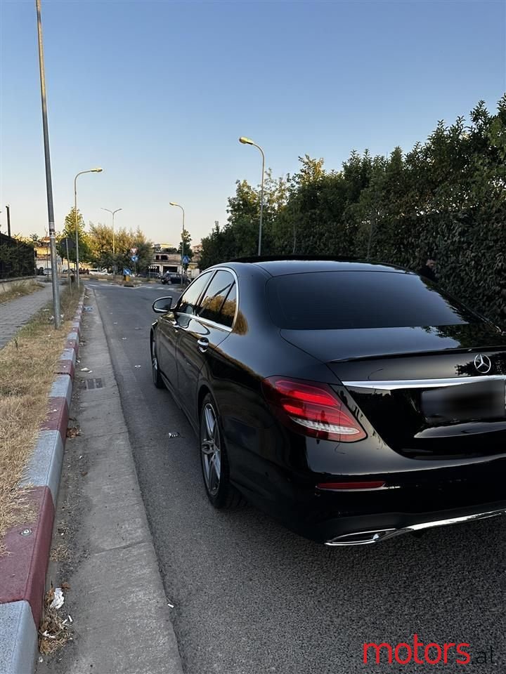 2017' Mercedes-Benz E 350 photo #3