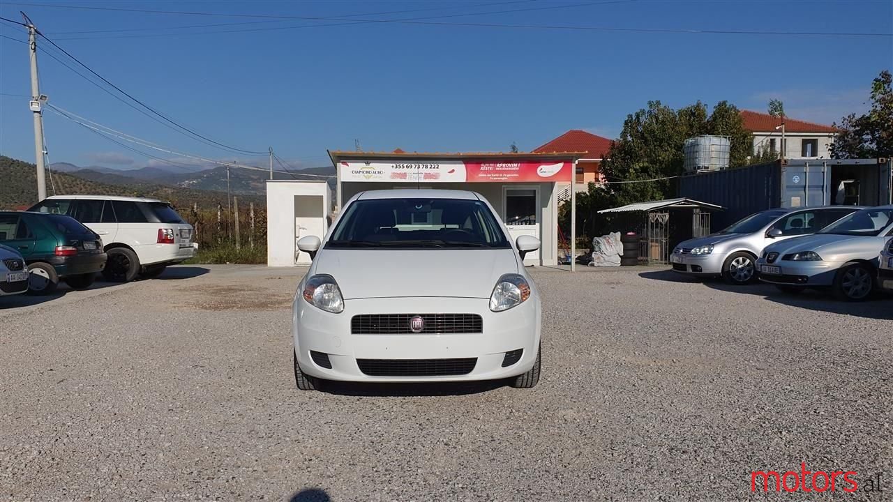 2009' Fiat Punto Evo photo #4