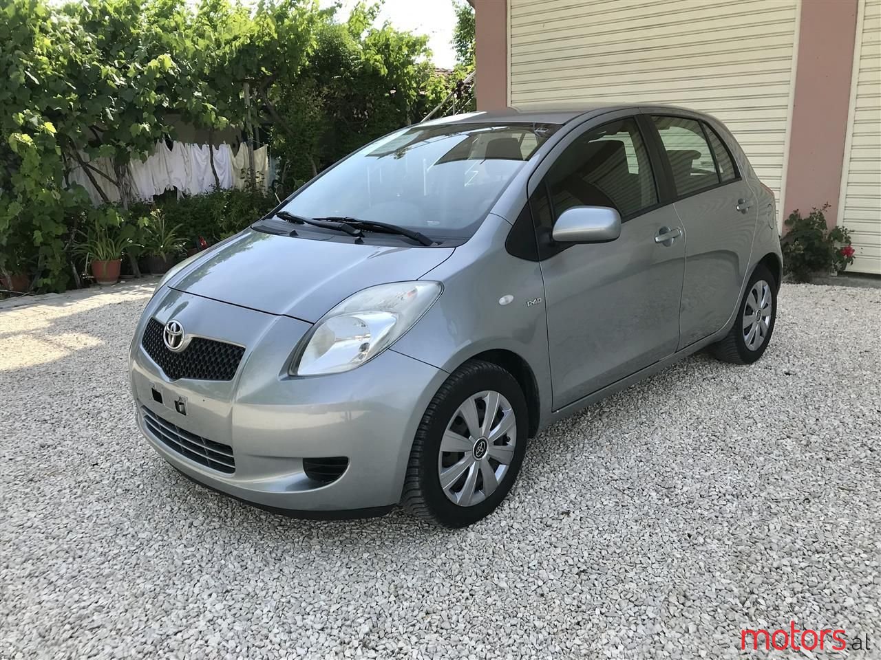 2006' Toyota Yaris photo #1