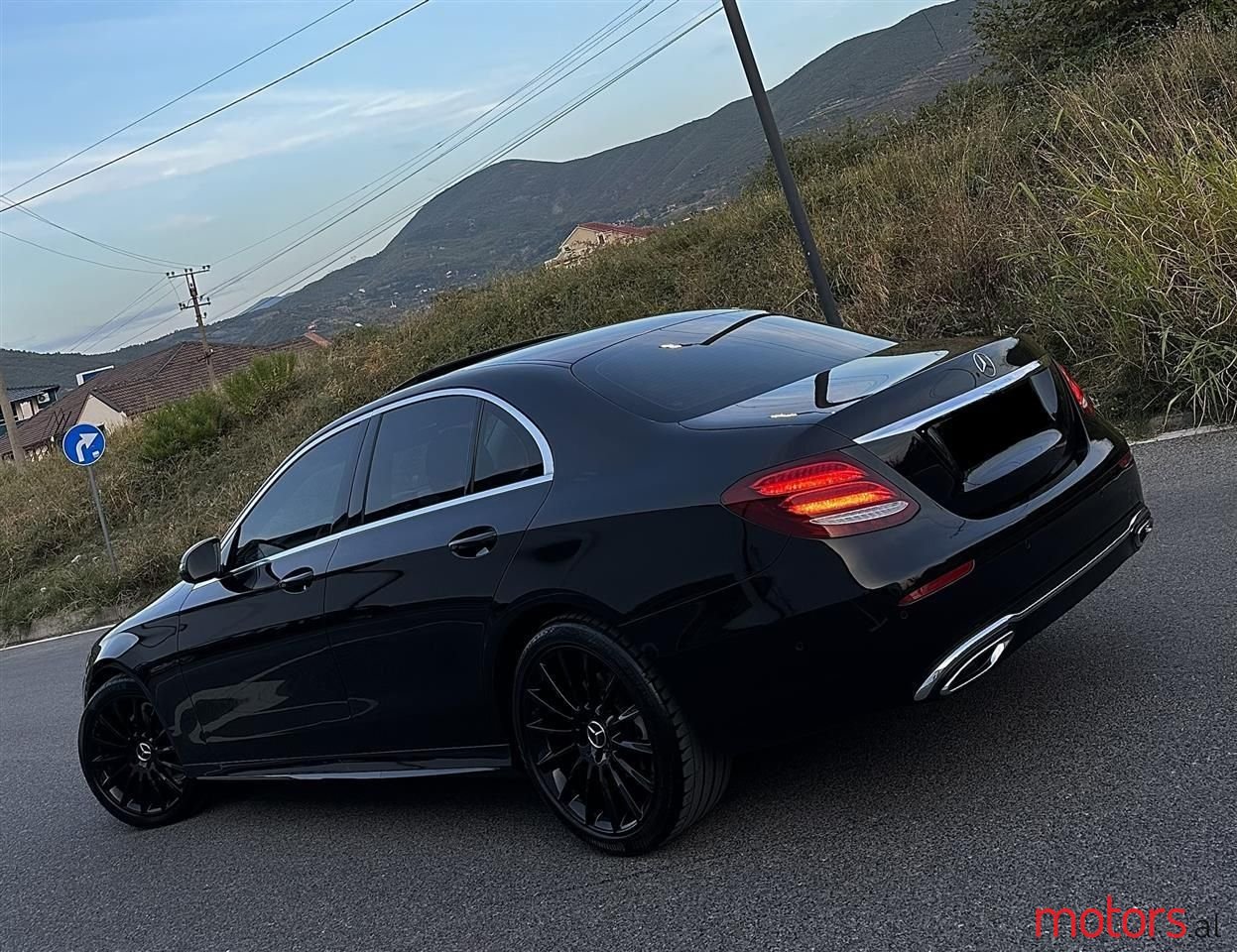 2017' Mercedes-Benz E 220 photo #3