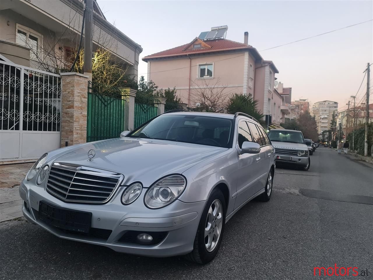 2009' Mercedes-Benz E 220 photo #4