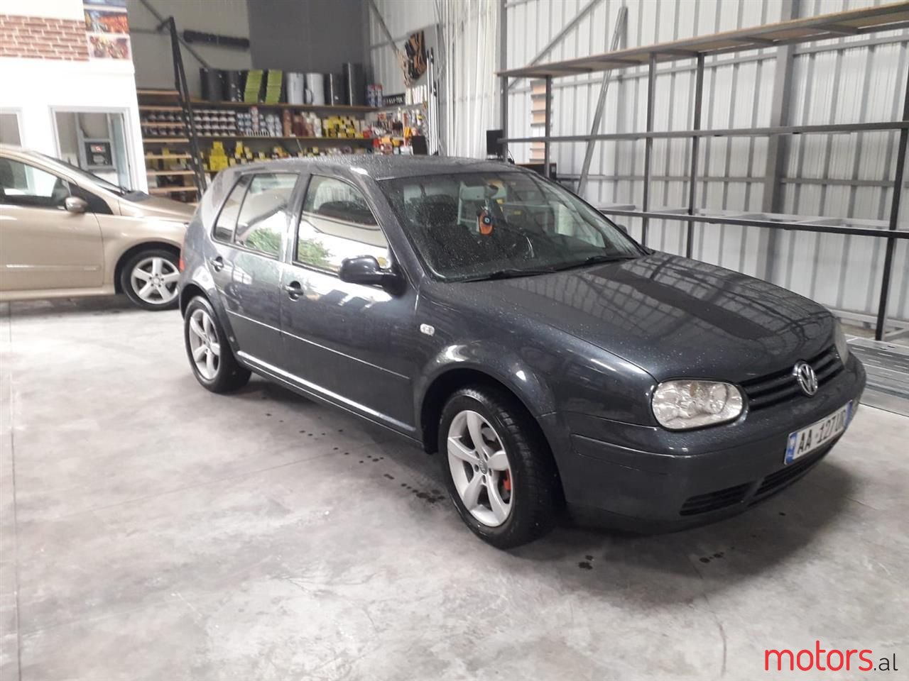 2003' Volkswagen Golf photo #5