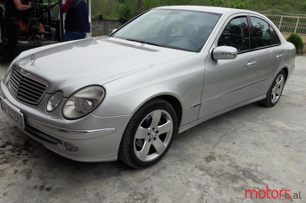 2003' Mercedes-Benz E 270 photo #1