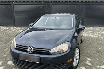 2011' Volkswagen Golf