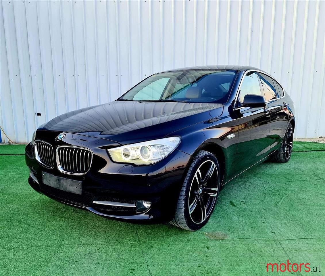 2018' BMW 530 photo #6