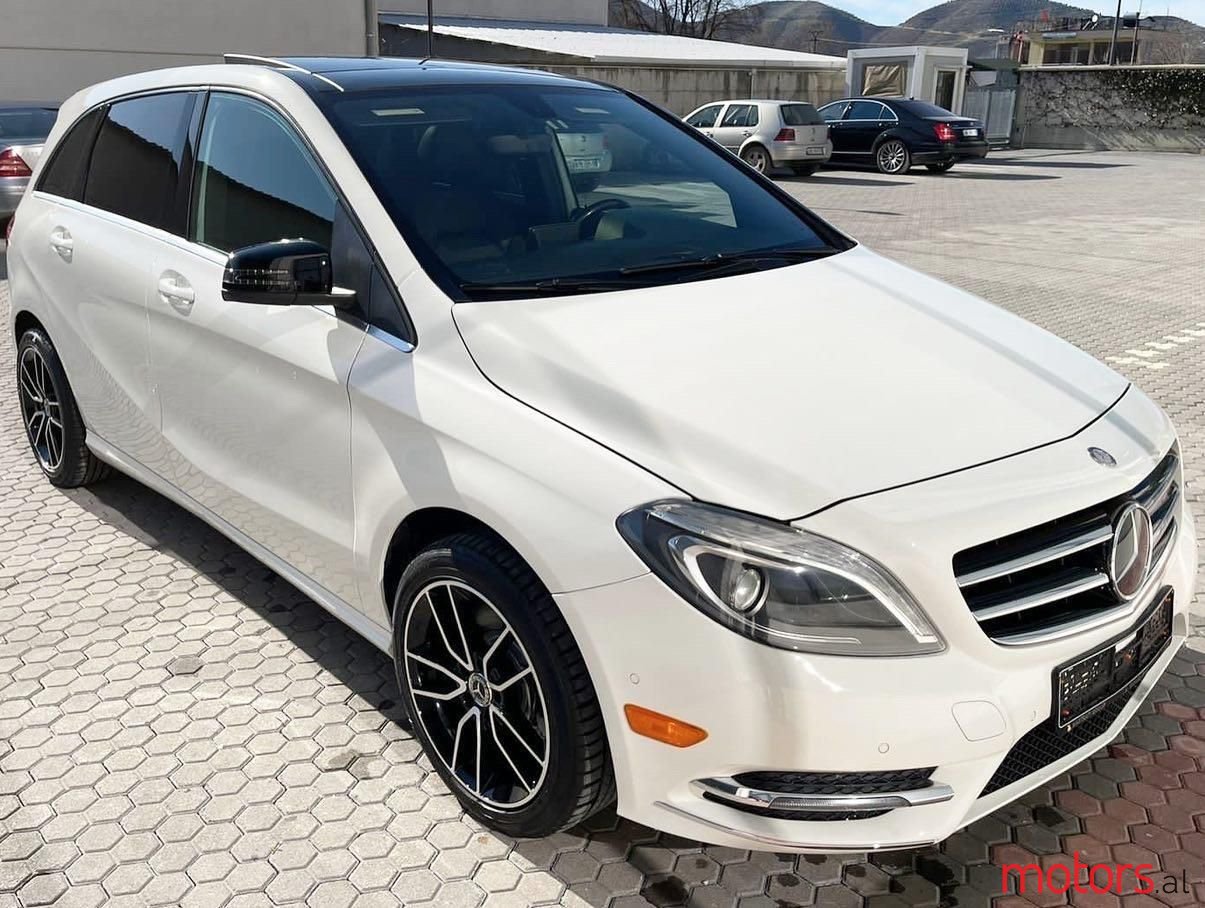 2015' Mercedes-Benz B 200 photo #3