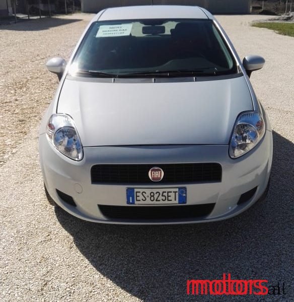 2013' Fiat Punto photo #3