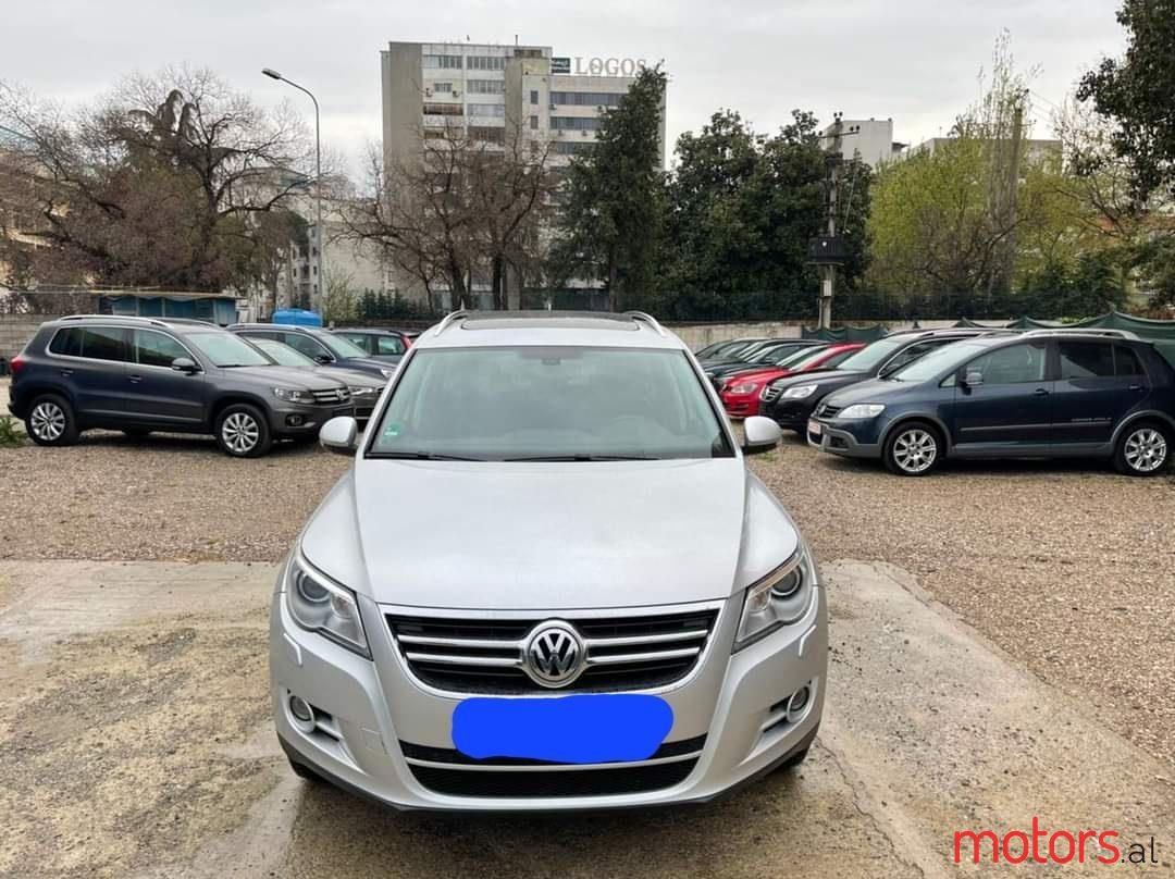 2008' Volkswagen Tiguan photo #3