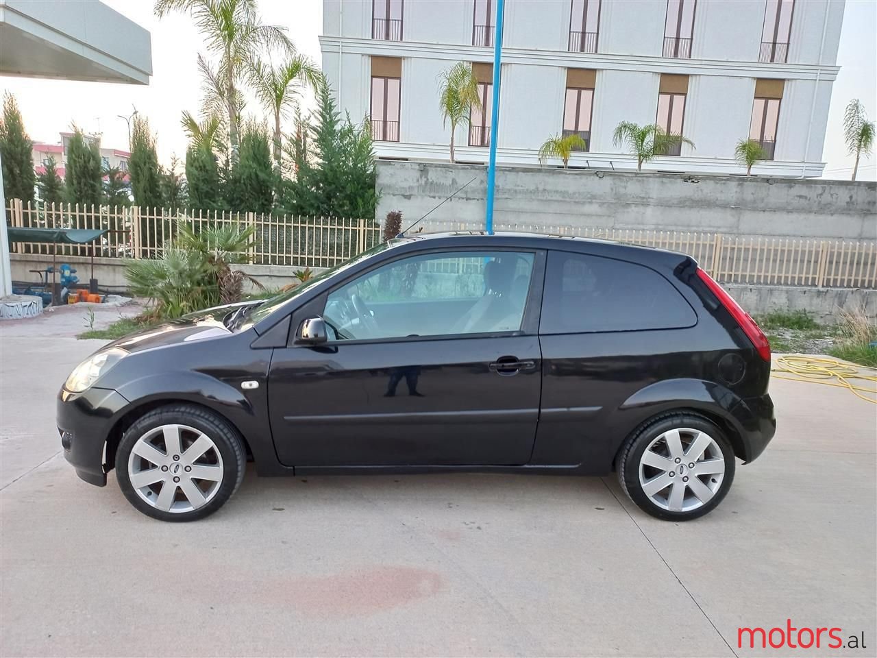 2006' Ford Fiesta photo #3