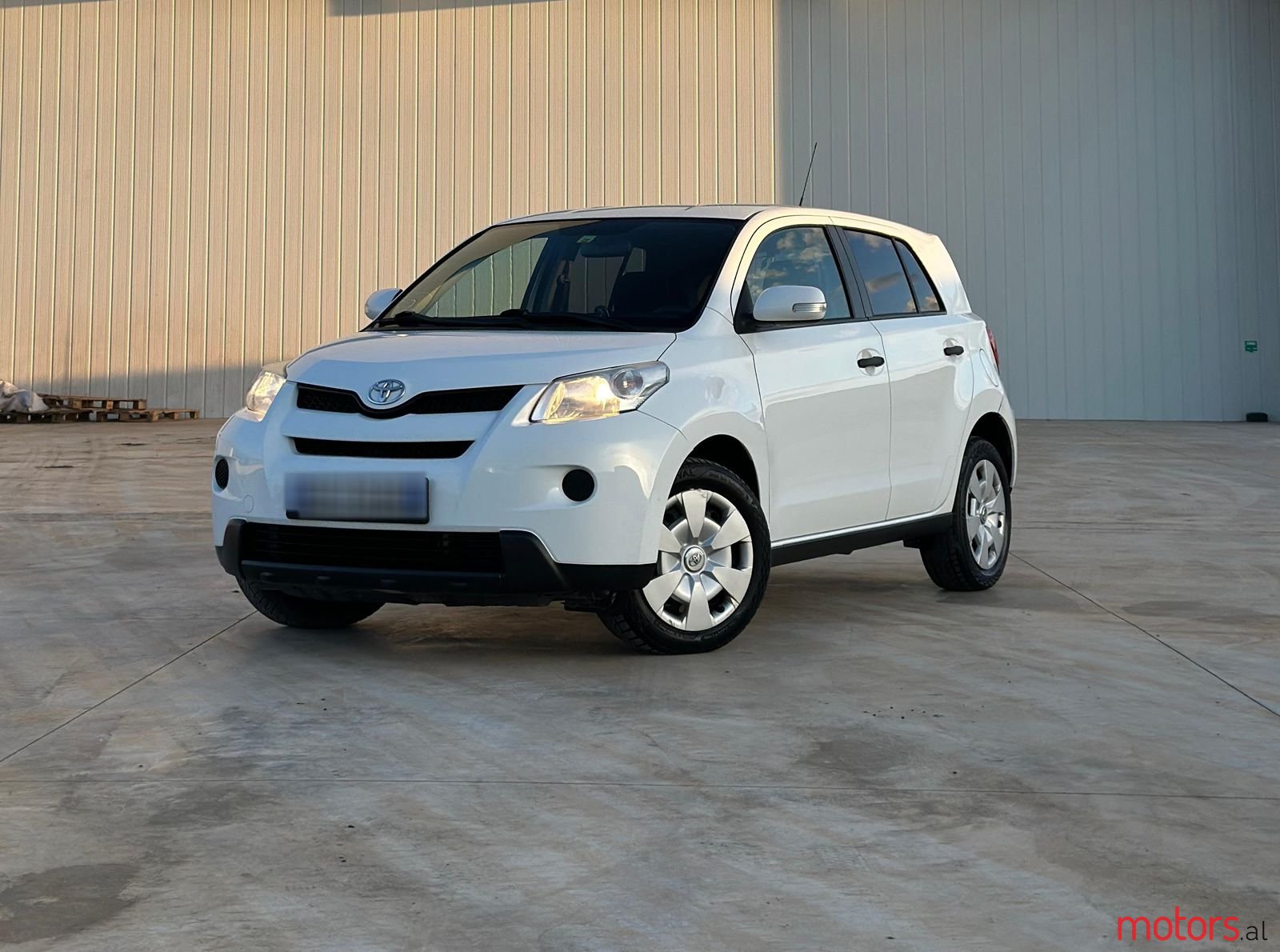 2010' Toyota Urban Cruiser photo #1