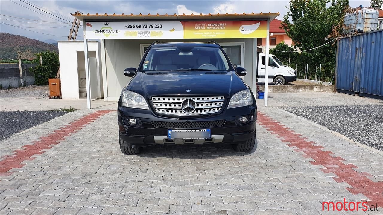 2006' Mercedes-Benz ML 320 photo #2
