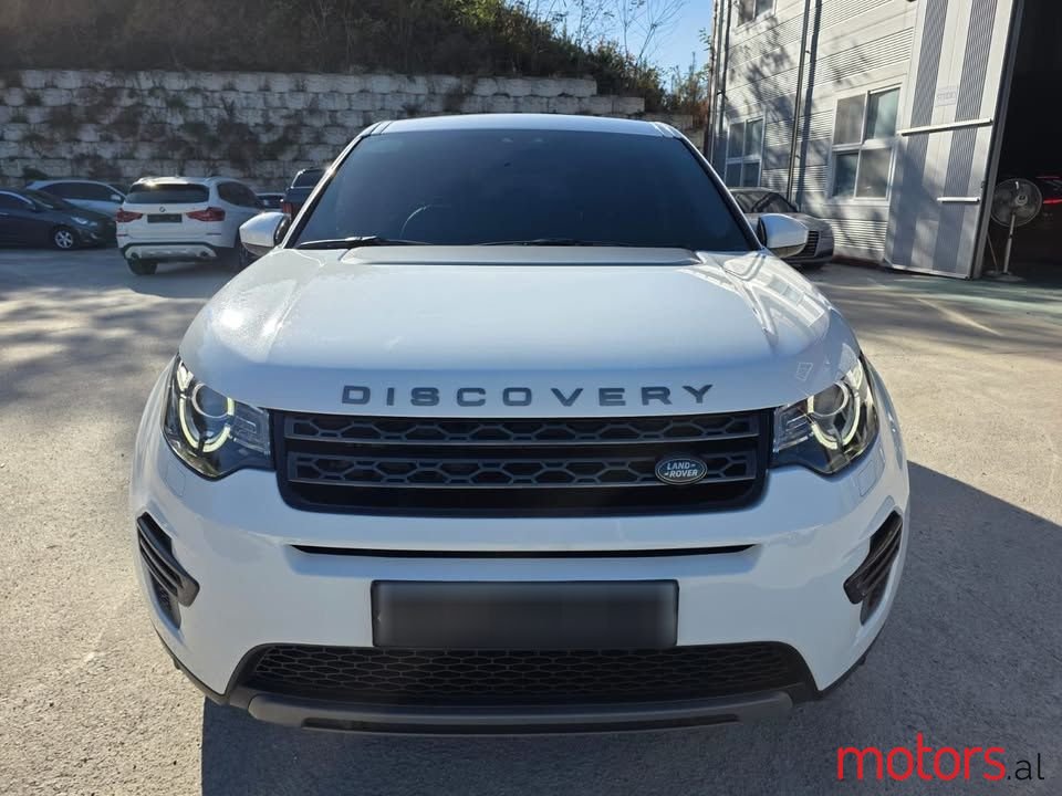 2017' Land Rover Discovery Sport photo #2