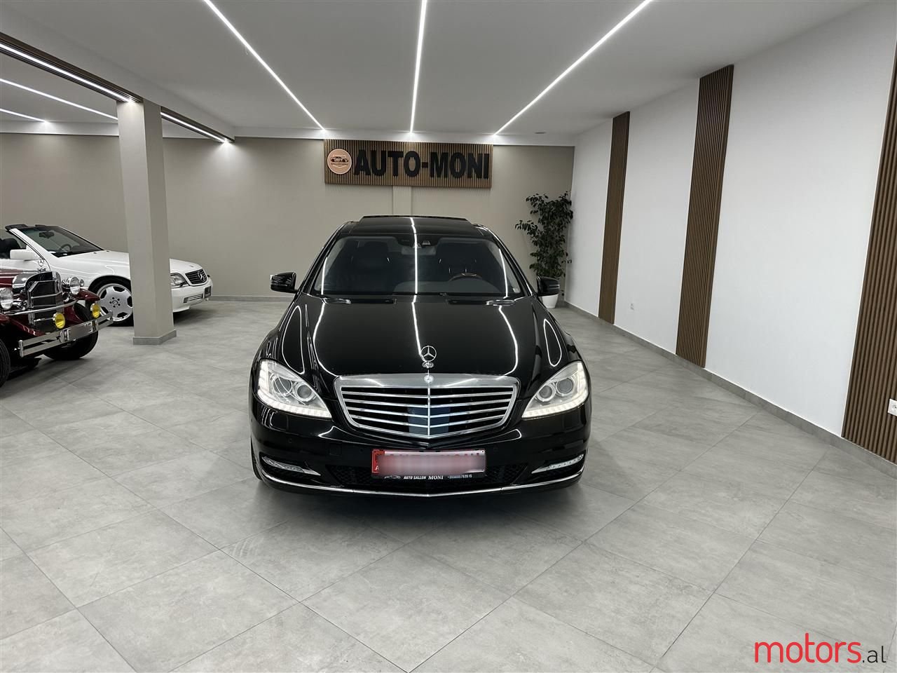 2010' Mercedes-Benz S 550 photo #4