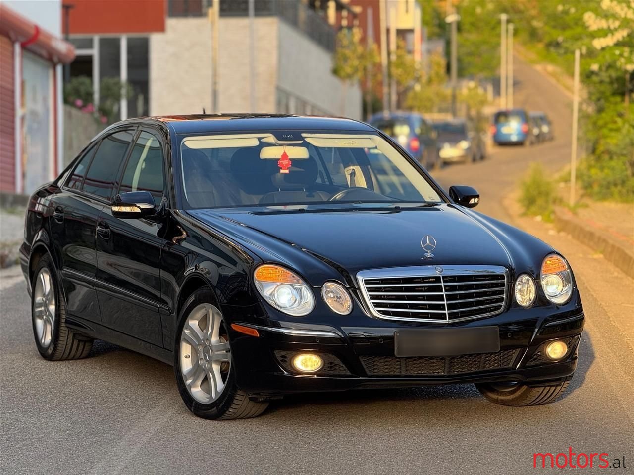 2007' Mercedes-Benz E 220 photo #1