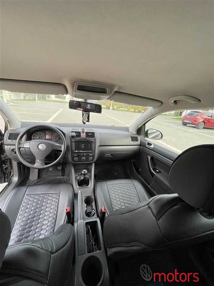 2005' Volkswagen E-Golf photo #2