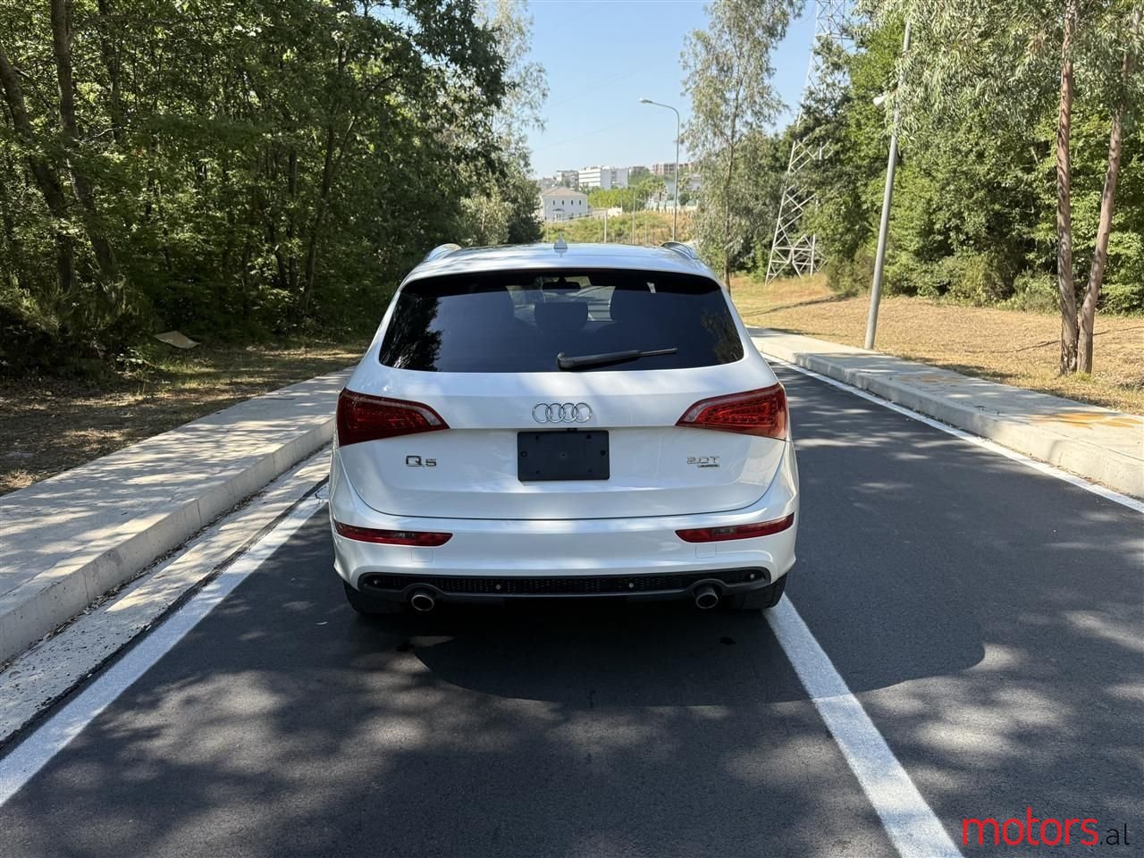 2011' Audi Q5 photo #5