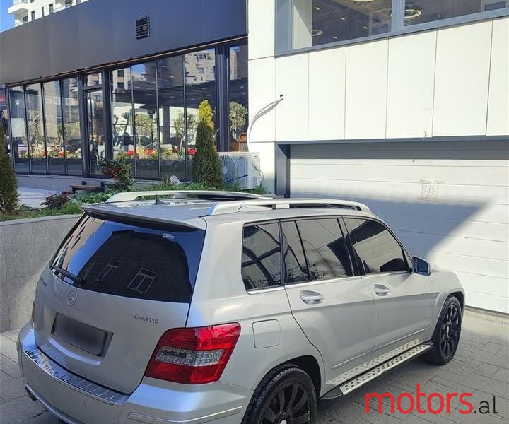 2011' Mercedes-Benz GLK 220 photo #6