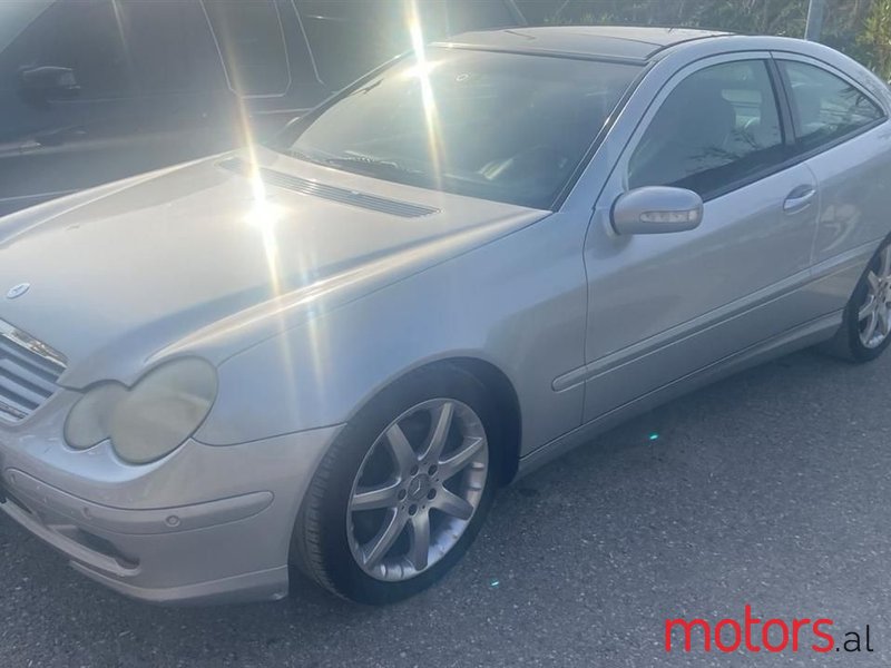2001' Mercedes-Benz 230 photo #3