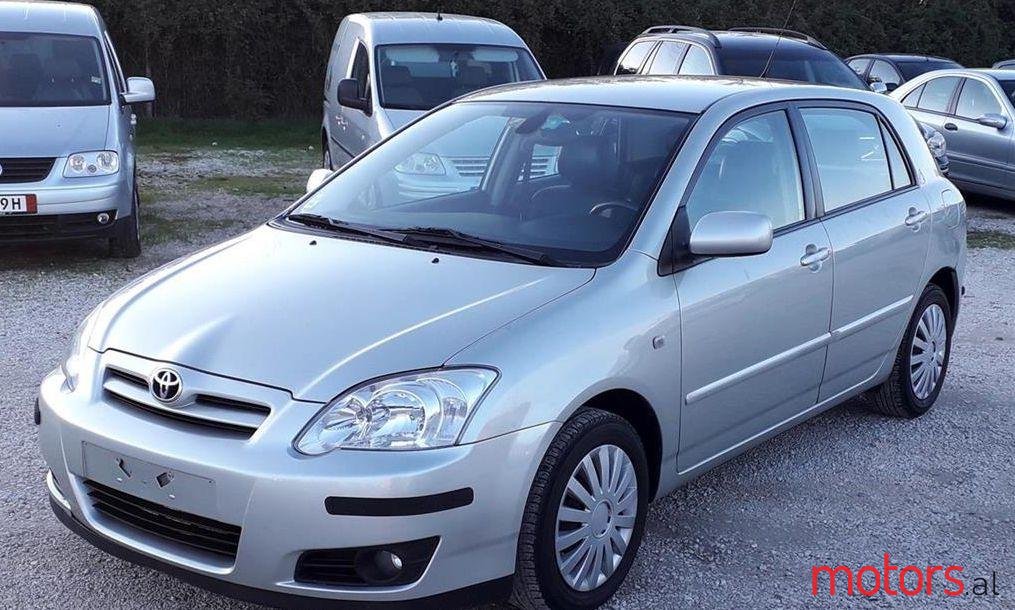 2005' Toyota Corolla photo #1