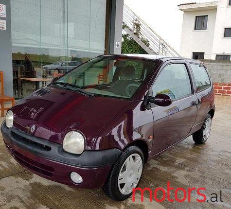 2002' Renault Twingo photo #1