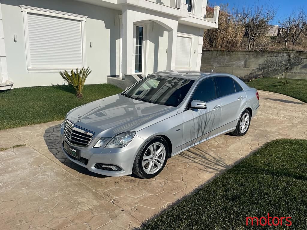 2010' Mercedes-Benz E 350 photo #1
