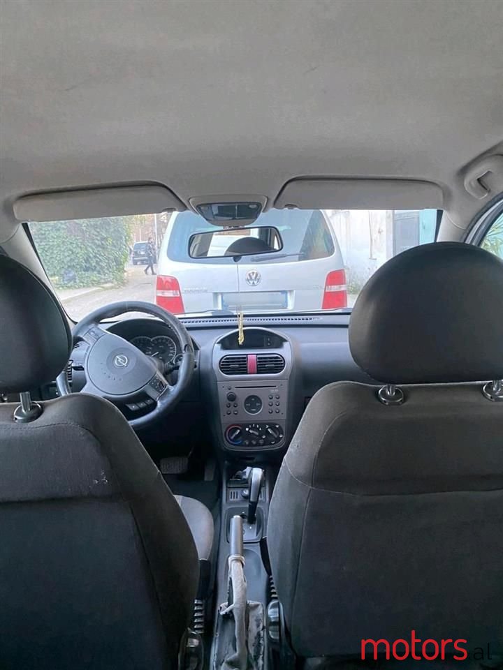 2004' Opel Corsa photo #3