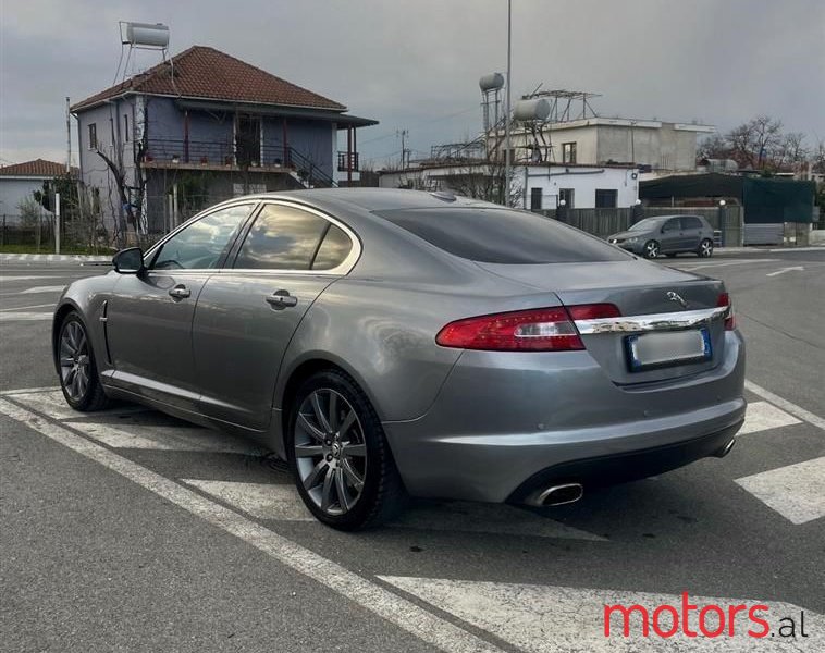 2011' Jaguar XF photo #4