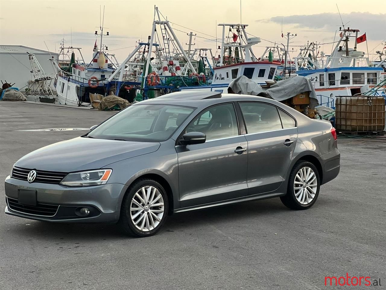2013' Volkswagen Jetta photo #2