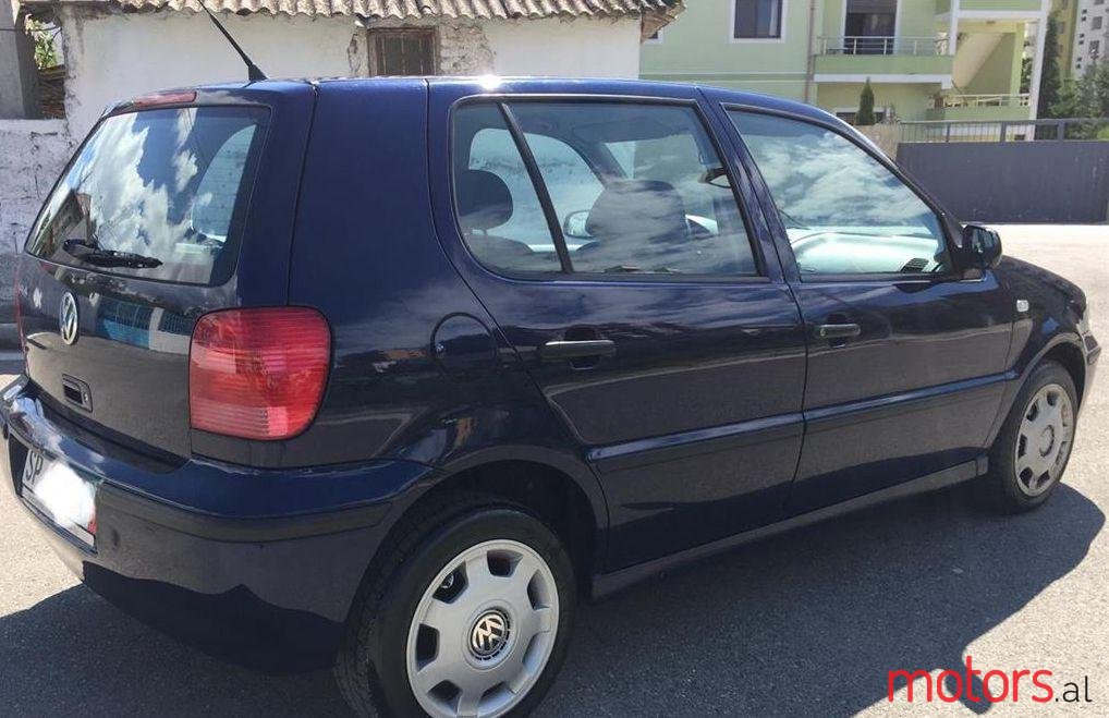 2001' Volkswagen Polo photo #1