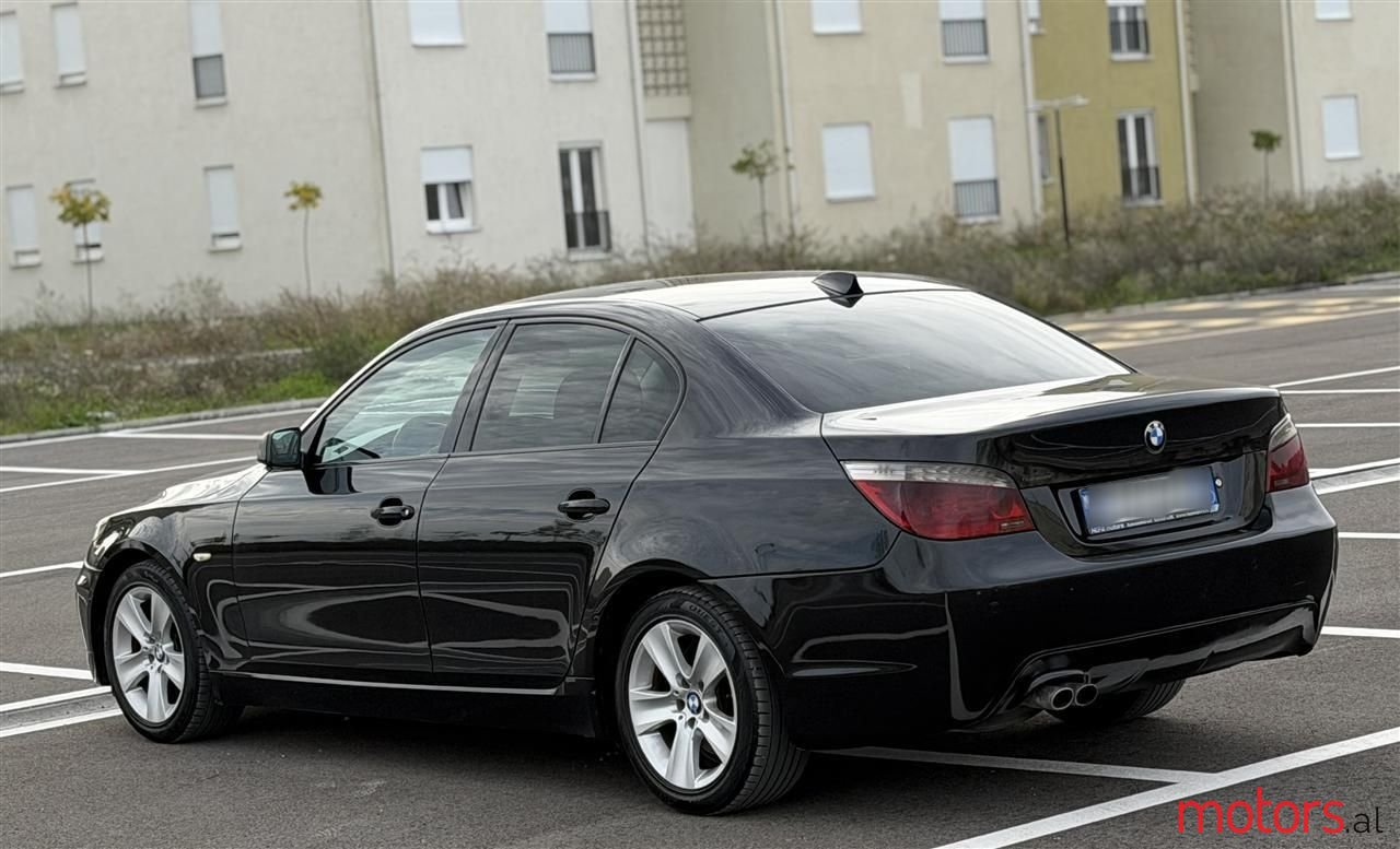 2009' BMW 525 photo #6