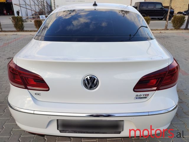 2016' Volkswagen Passat photo #4