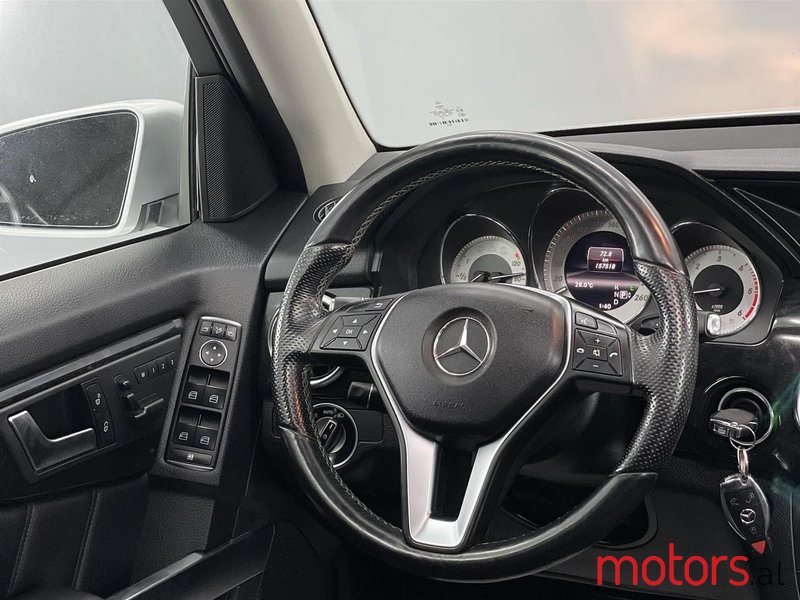2014' Mercedes-Benz GLK 250 photo #6