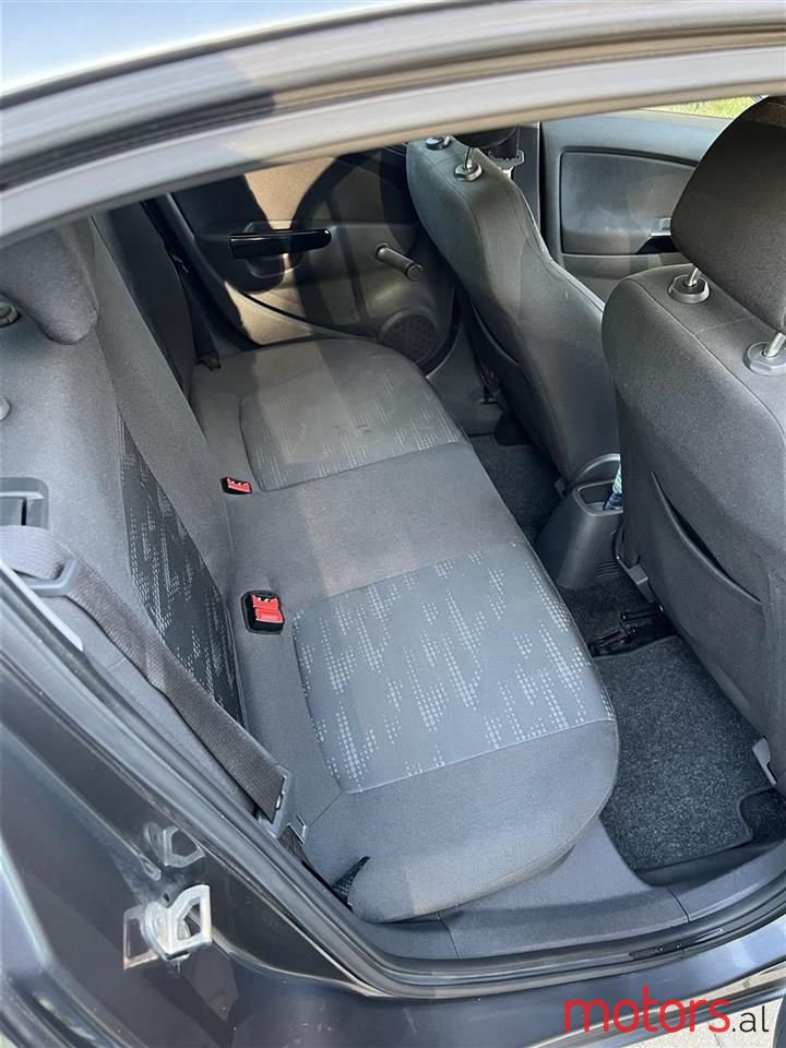 2011' Opel Corsa photo #3