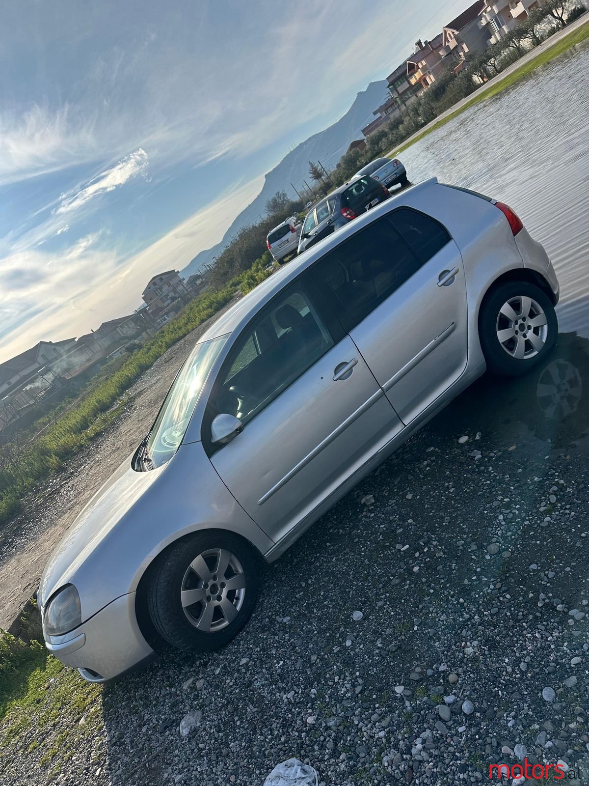 2006' Volkswagen Golf photo #6