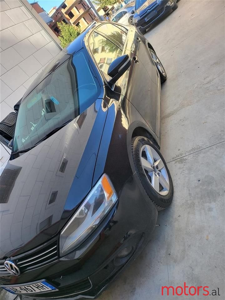 2013' Volkswagen Jetta photo #5