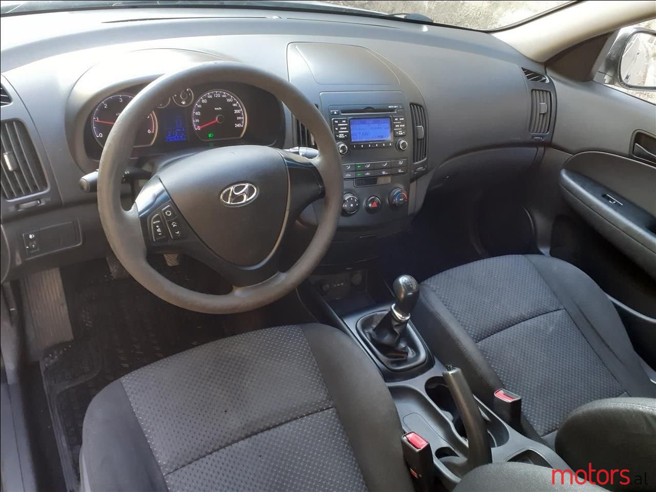 2011' Hyundai i30 photo #4