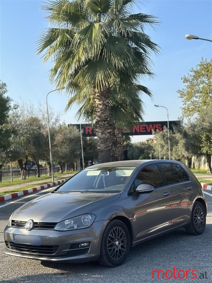 2014' Volkswagen Golf photo #3